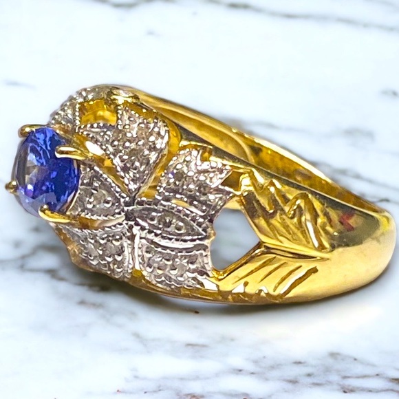STUNNING 14K Gold Diamond Oval TANZANITE and Diamond Statement Ring Size 6! - Picture 8 of 16